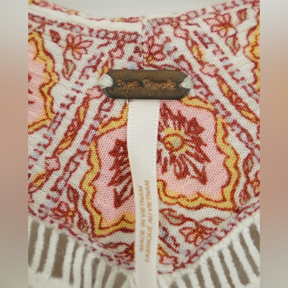 Free People Asymmetrical V-Neck 3/4 sleeve Boho Floral Multicolor  Blouse Top S - Picture 5 of 7